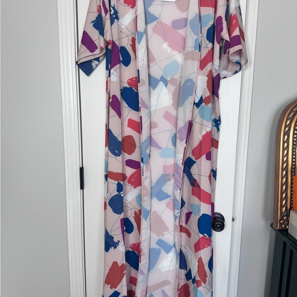 Multicolor Abstract Print Duster - Picture 2 of 5